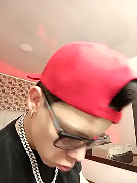 SpencerMontgomery online show from October 6, 7:00 pm