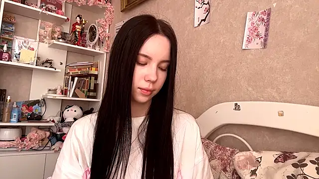 AxyKitten online show from September 14, 12:15 pm