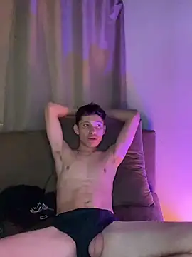 Snapshot of elfernh chatting on September 26, 6:56 pm elfernh online show from September 26, 6:56 pm