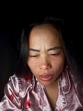 CoMay003 online show from October 28, 3:36 pm