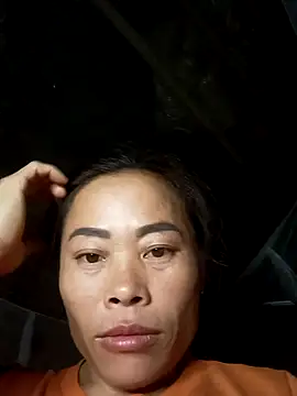 CoMay003 online show from October 31, 6:58 am