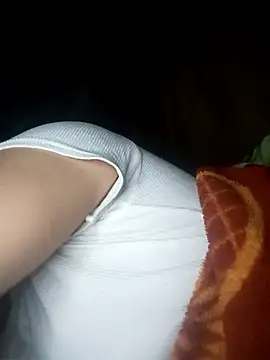 CoMay003 online show from November 6, 5:19 am