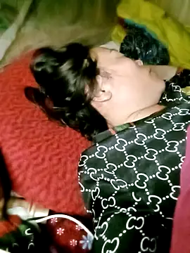 CoMay003 online show from April 12, 4:56 pm