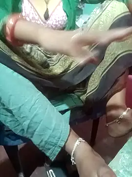 Sonam9696 online show from February 2, 6:39 pm