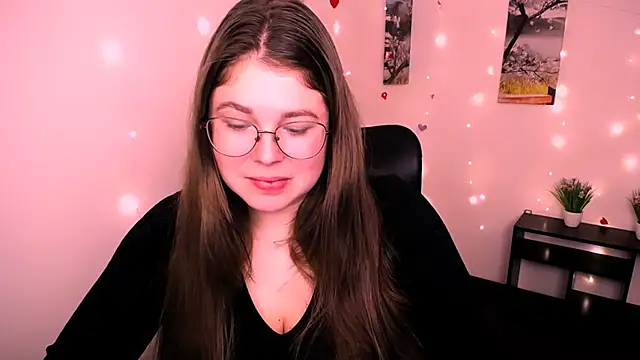  Lovely Mary online show from October 24, 6:59 pm