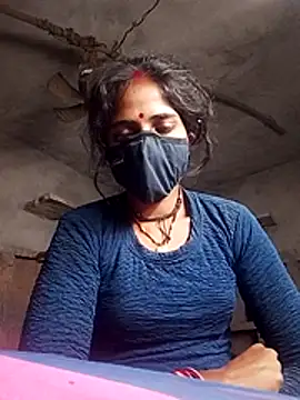 Snapshot of MISS-KAYA chatting on November 17, 6:24 pm MISS-KAYA online show from November 17, 6:24 pm