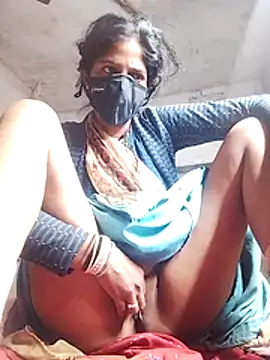 Snapshot of MISS-KAYA chatting on November 23, 6:30 pm MISS-KAYA online show from November 23, 6:30 pm