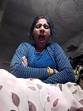 MISS-KAYA online show from February 6, 4:10 pm