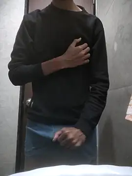 Snapshot of fckboy987 chatting on November 29, 7:11 am fckboy987 online show from November 29, 7:11 am