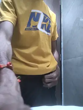 Snapshot of fckboy987 chatting on December 22, 5:54 pm fckboy987 online show from December 22, 5:54 pm