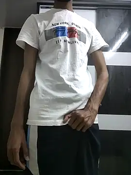 Snapshot of fckboy987 chatting on February 24, 6:17 pm fckboy987 online show from February 24, 6:17 pm