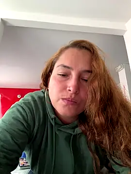 Snapshot of Aliizz_ds chatting on October 23, 8:18 pm Aliizz ds online show from October 23, 8:18 pm