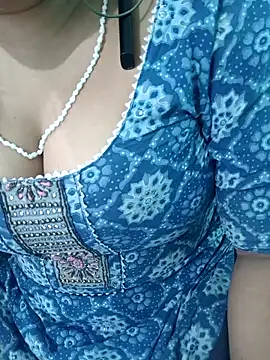 Snapshot of Anjali-bhabhi chatting on October 5, 9:40 am Anjali-bhabhi online show from October 5, 9:40 am