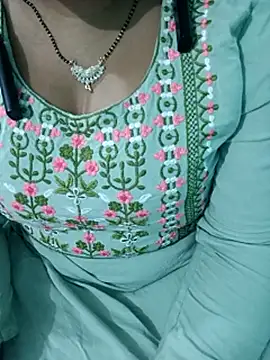 Snapshot of Anjali-bhabhi chatting on October 20, 8:42 pm Anjali-bhabhi online show from October 20, 8:42 pm