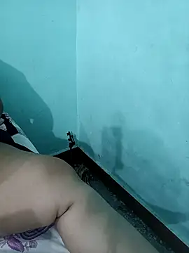 Snapshot of Anjali-bhabhi chatting on November 3, 10:27 am Anjali-bhabhi online show from November 3, 10:27 am