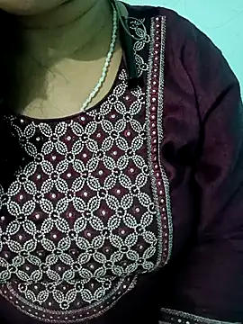 Snapshot of Anjali-bhabhi chatting on November 7, 6:52 pm Anjali-bhabhi online show from November 7, 6:52 pm