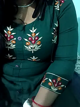 Snapshot of Anjali-bhabhi chatting on November 13, 10:25 am Anjali-bhabhi online show from November 13, 10:25 am