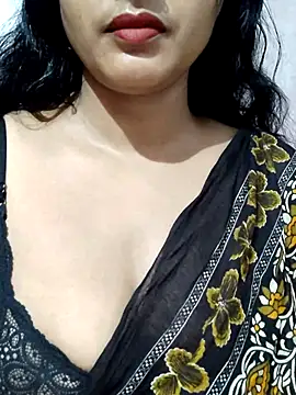 Snapshot of spicysuhana chatting on September 13, 9:58 pm spicysuhana online show from September 13, 9:58 pm