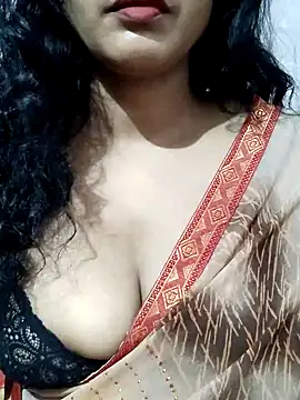 Snapshot of spicysuhana chatting on September 17, 10:33 pm spicysuhana online show from September 17, 10:33 pm