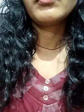 Snapshot of spicysuhana chatting on October 4, 12:30 am spicysuhana online show from October 4, 12:30 am