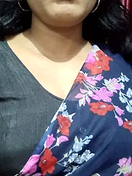 Snapshot of spicysuhana chatting on October 5, 11:08 am spicysuhana online show from October 5, 11:08 am