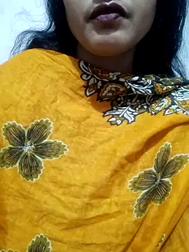 Snapshot of spicysuhana chatting on November 9, 12:31 am spicysuhana online show from November 9, 12:31 am