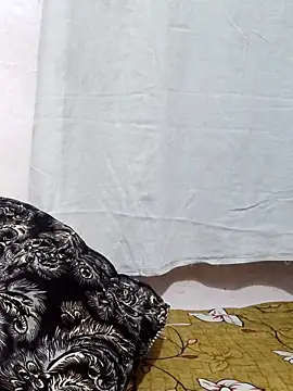 Snapshot of spicysuhana chatting on November 24, 11:15 pm spicysuhana online show from November 24, 11:15 pm