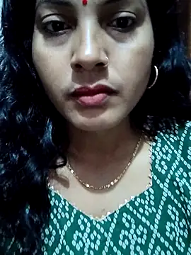 Snapshot of spicysuhana chatting on December 16, 12:48 am spicysuhana online show from December 16, 12:48 am