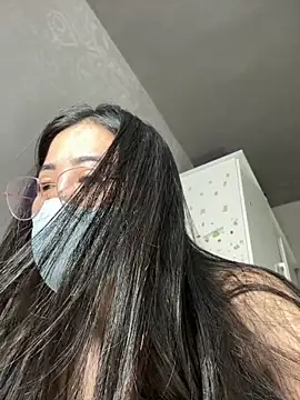 Voyerra g online show from October 16, 1:50 am