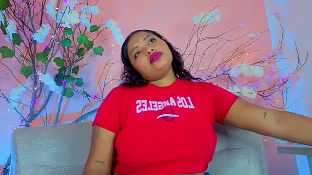 Cristal hott1 online show from February 19, 6:37 pm