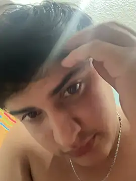 yesitwink  online show from April 25, 12:13 am