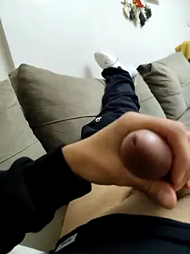 Snapshot of hollandis101010 chatting on December 22, 6:16 pm hollandis101010 online show from December 22, 6:16 pm