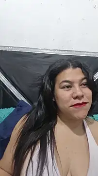 Snapshot of ALMAWHITE chatting on December 22, 12:35 pm ALMAWHITE online show from December 22, 12:35 pm