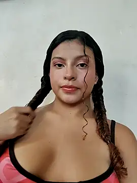 Snapshot of Lulupeach69 chatting on October 27, 8:02 pm Lulupeach69 online show from October 27, 8:02 pm