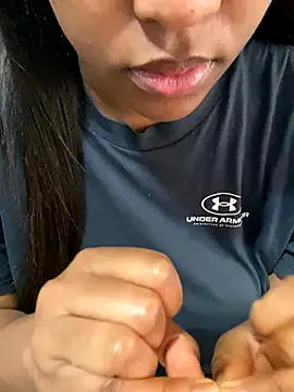 Snapshot of Sipsdoll chatting on September 16, 5:52 am Sipsdoll online show from September 16, 5:52 am