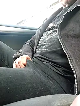 Snapshot of lynxman chatting on September 23, 7:44 am lynxman online show from September 23, 7:44 am