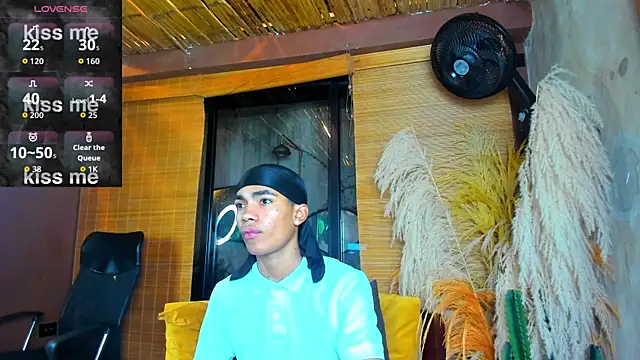 AlanCutee online show from January 9, 11:13 am