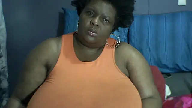 Voluptuousbbw1 online show from September 12, 11:59 pm