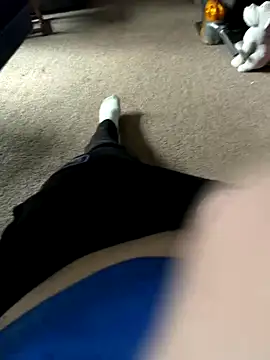 Snapshot of bigdicklad chatting on November 22, 12:26 pm bigdicklad online show from November 22, 12:26 pm