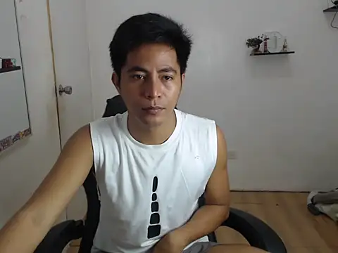 Lloyd wintours online show from February 7, 11:52 pm