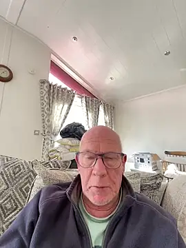 philefc online show from March 17, 12:52 pm