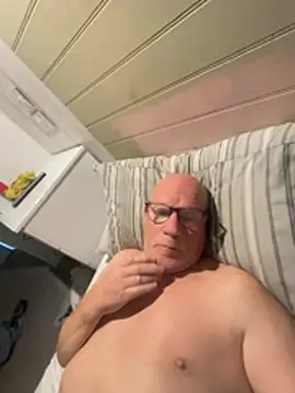 philefc online show from March 27, 8:26 am