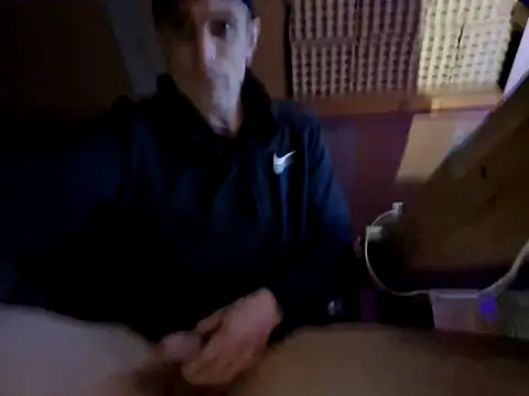 kompiee online show from October 23, 4:01 am