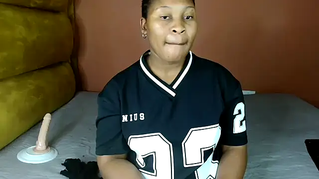 SexxyAddiict online show from January 10, 3:25 pm