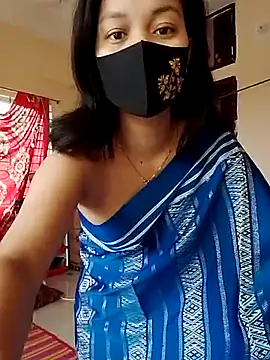 Snapshot of Sweet_Bindika07 chatting on October 4, 4:10 am Sweet Bindika07 online show from October 4, 4:10 am