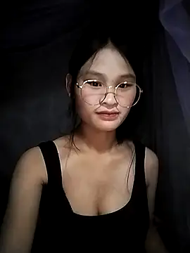 Snapshot of saronla_03 chatting on November 10, 4:17 pm saronla 03 online show from November 10, 4:17 pm