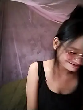 Snapshot of saronla_03 chatting on November 23, 6:02 am saronla 03 online show from November 23, 6:02 am