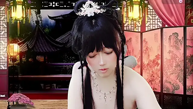 LuckyCute-Tutu online show from March 2, 1:40 pm