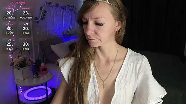 Snapshot of Jesica_mooon chatting on November 17, 1:33 am Jesica mooon online show from November 17, 1:33 am