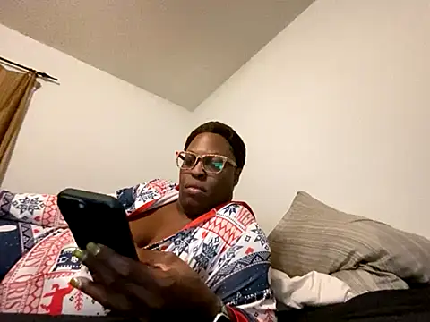 Snapshot of KANDIS864 chatting on September 25, 11:41 pm KANDIS864 online show from September 25, 11:41 pm